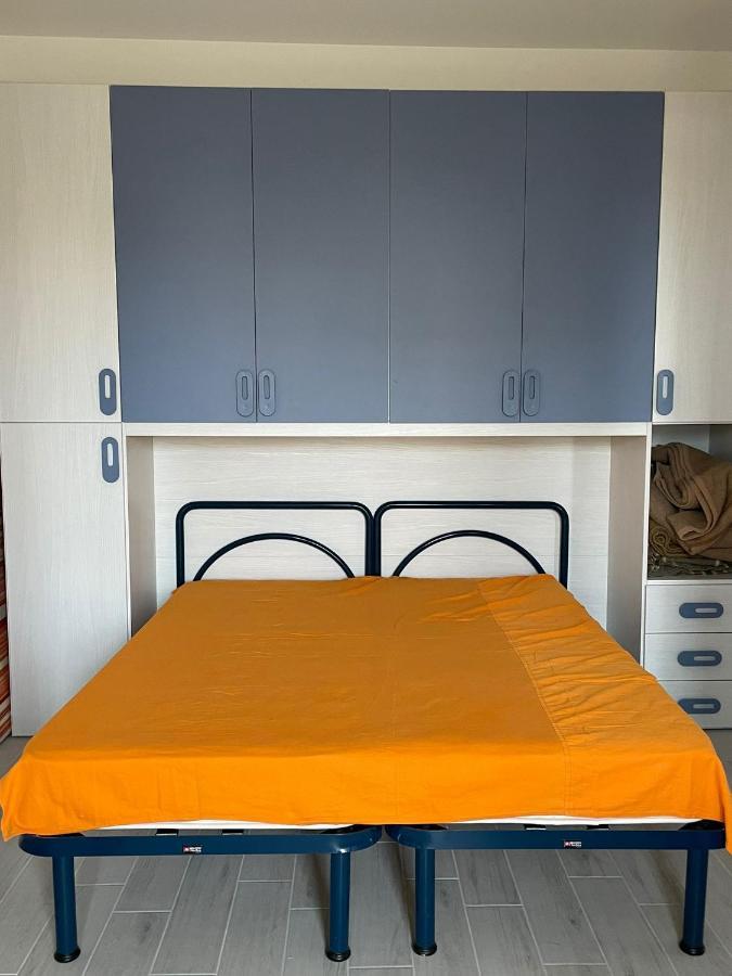 Residence Zeta - Walterigato Apartments Solo Per Famiglie Lido di Jesolo Bagian luar foto
