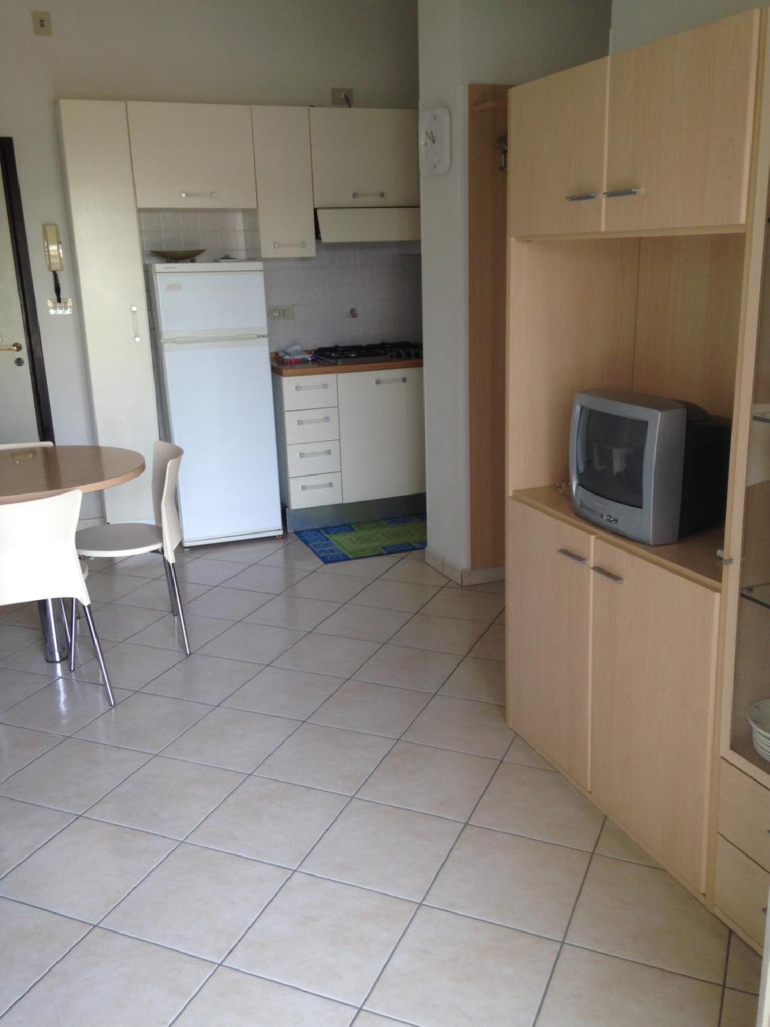 Residence Zeta - Walterigato Apartments Solo Per Famiglie Lido di Jesolo Bagian luar foto
